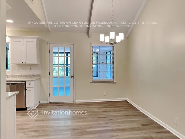 Photo - 2638 Windmere Dr NW