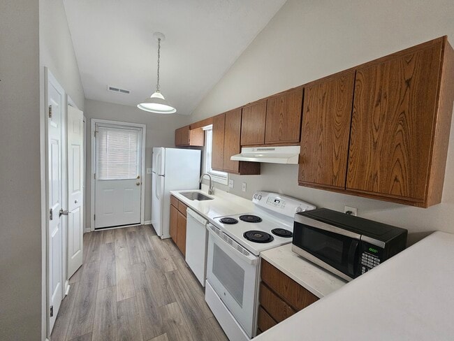 Photo - 834 Southern Charm Dr