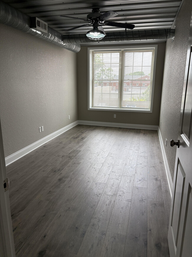 Photo - 210 Main St Unit 210 Main Street