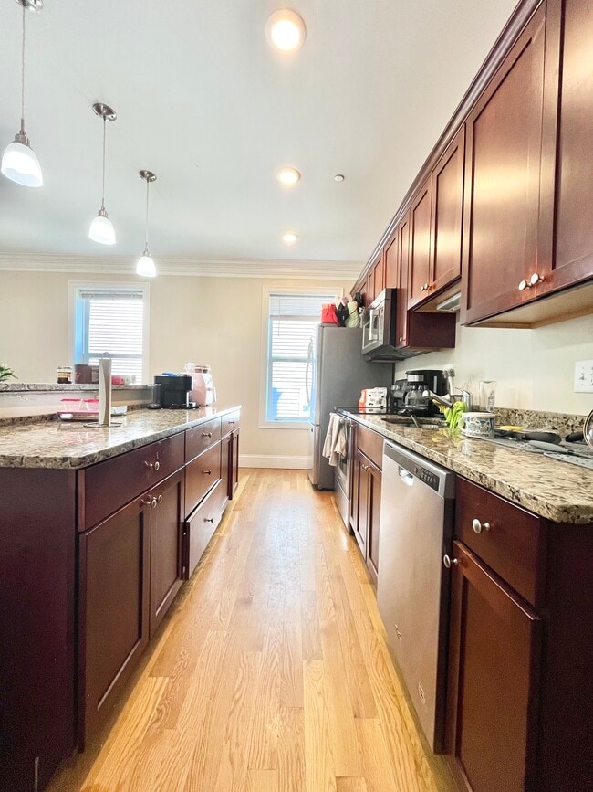 Photo - 17 Mansfield St Unit 1