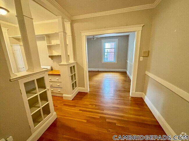 Building Photo - 11 Gray St Rental