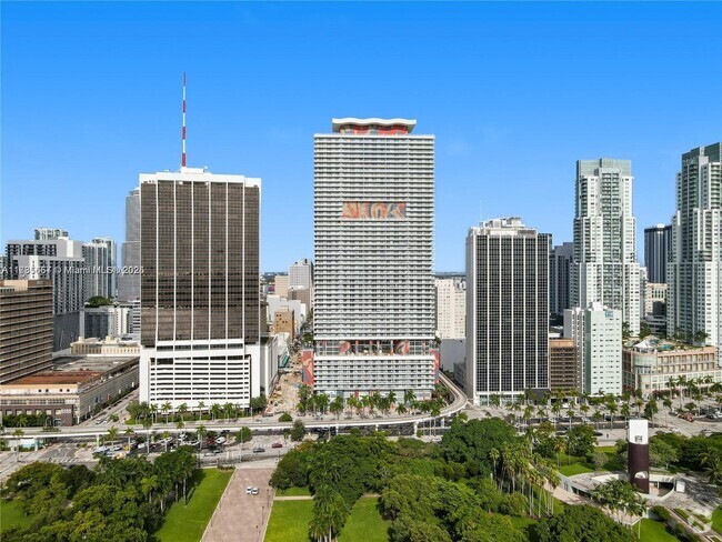 Building Photo - 50 Biscayne Blvd Unit 2103 Rental