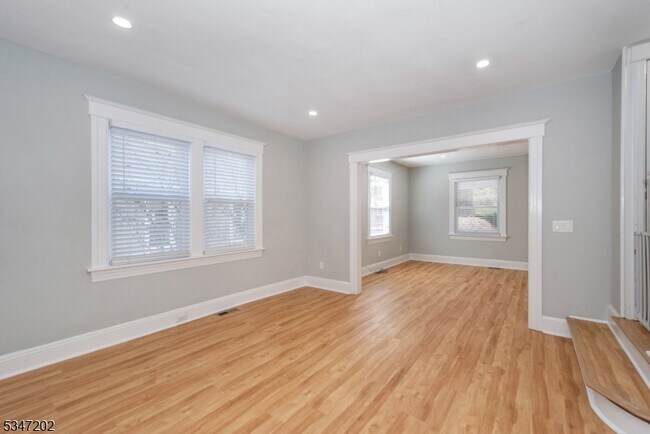 Photo - 46 Dunnell Rd