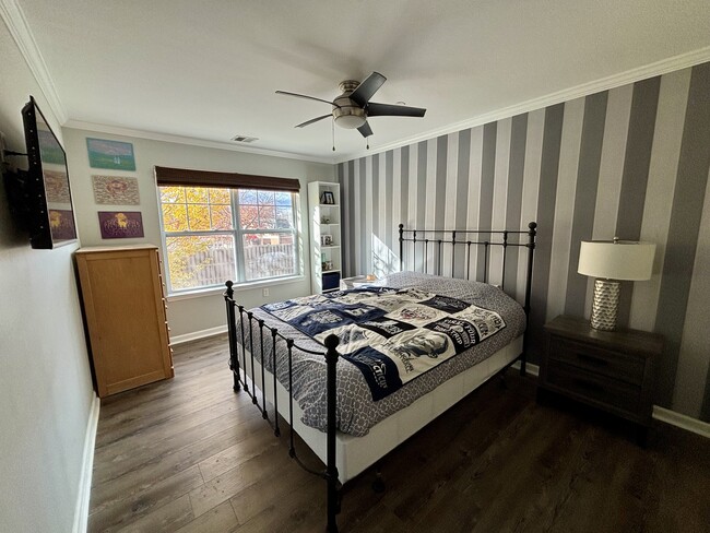 Photo - 34 School House Dr