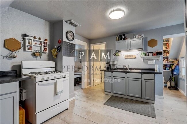 Photo - 3727 E Squire Ave