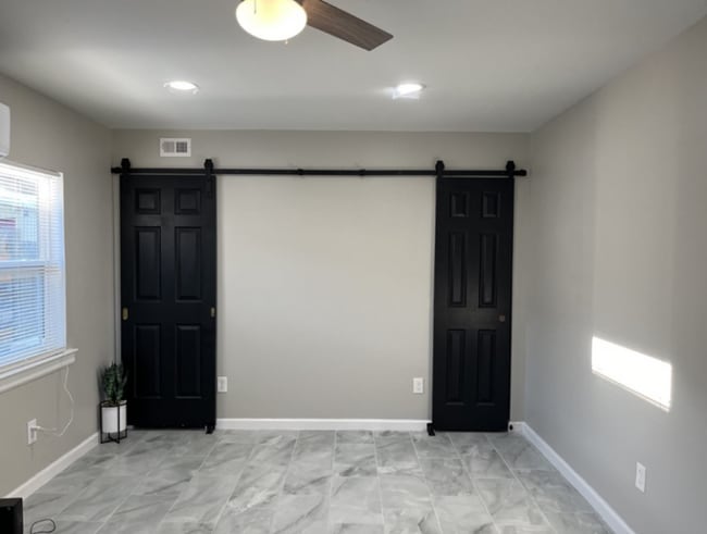 Photo - 4823 Otterbury Dr Apartment Unit 1