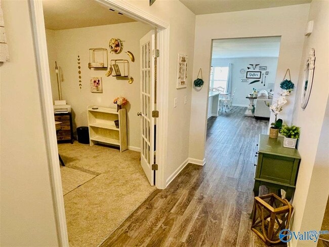 Photo - 115 Edgestone Dr.