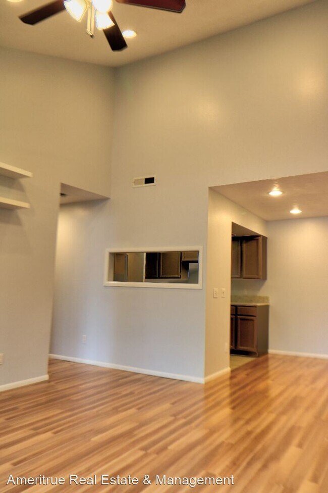 2 br, 2 bath House - 1490 E Foxboro Drive #2