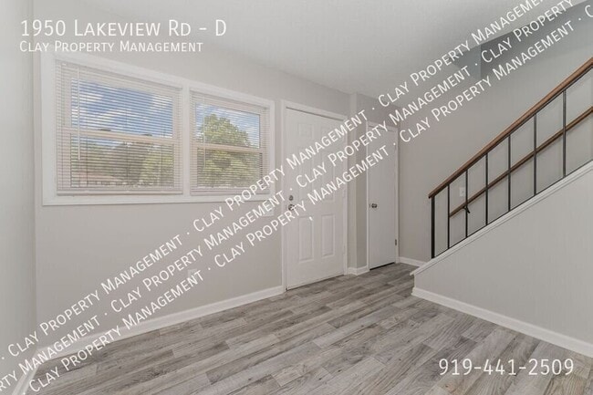 Photo - 1950 Lakeview Rd Unit D