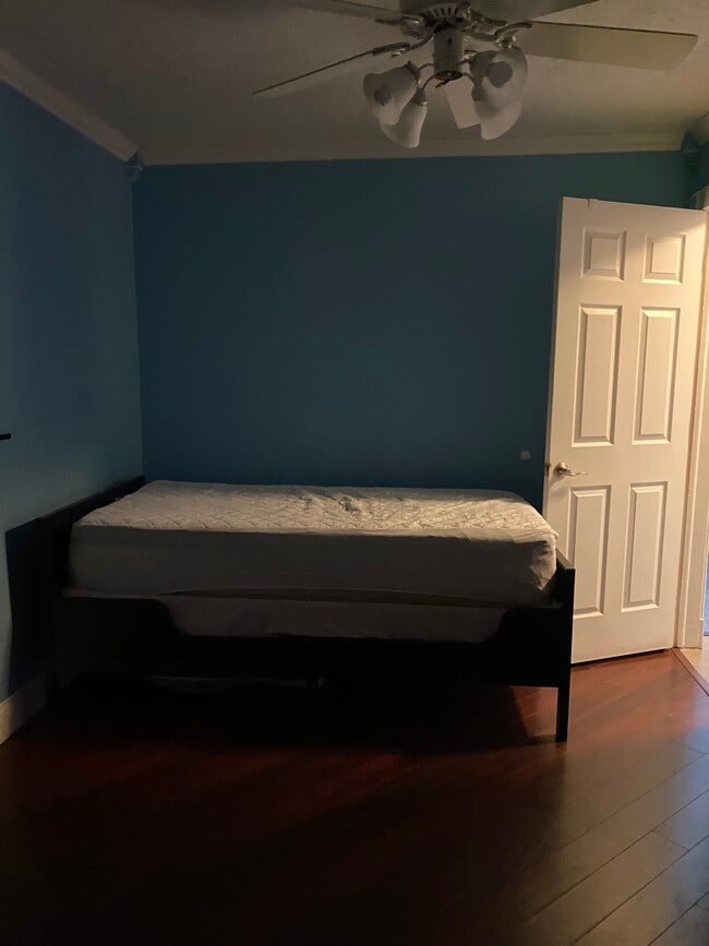 Photo - 9470 NW 24th St