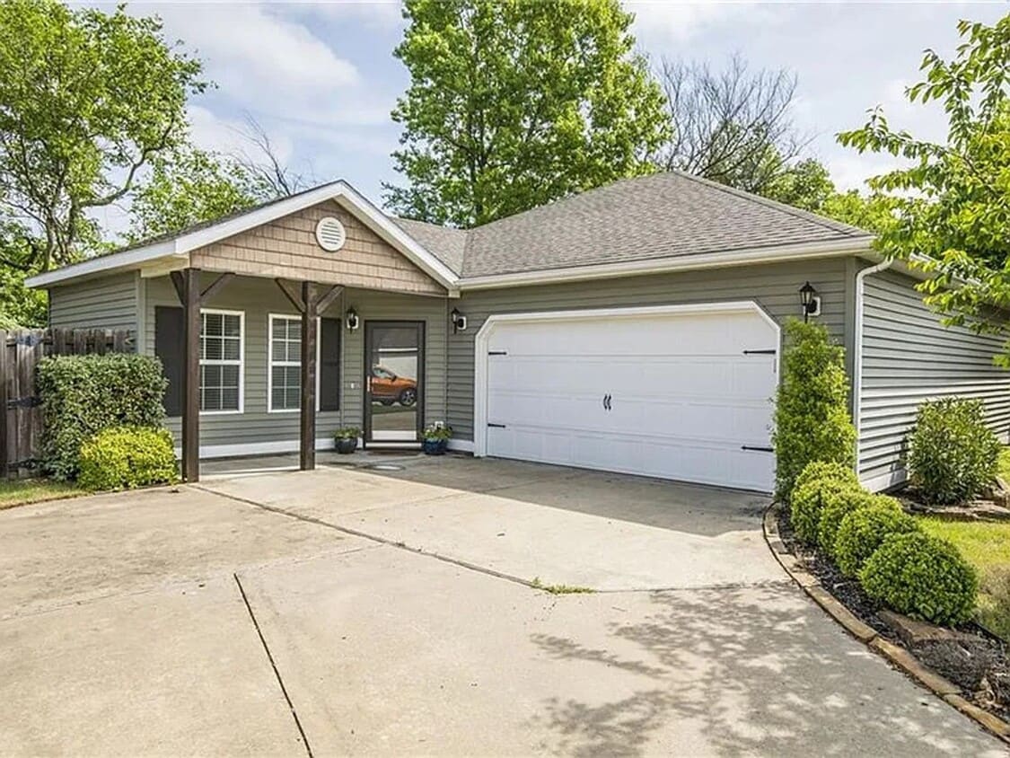 MUST SEE 3BDRM 2BATH HOUSE!!! - MUST SEE 3BDRM 2BATH HOUSE!!!