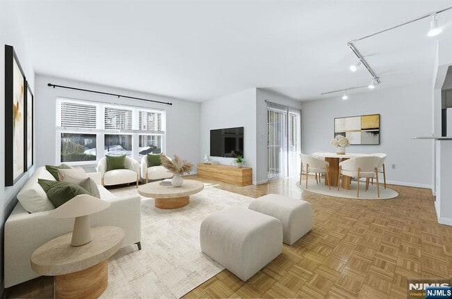 Building Photo - 1111 River Rd Unit C6