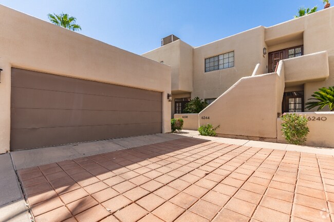 Building Photo - 6238 N 30th Pl Rental