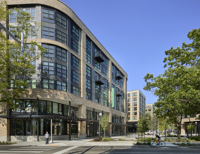 Photo - Grand Street Commons