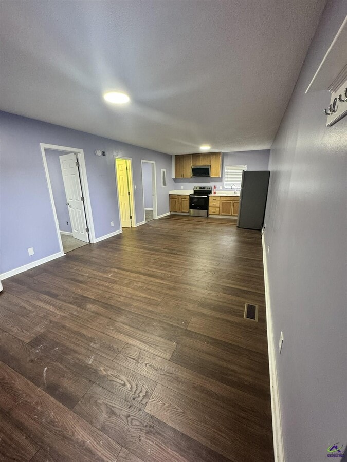 Photo - 615 Elberta St