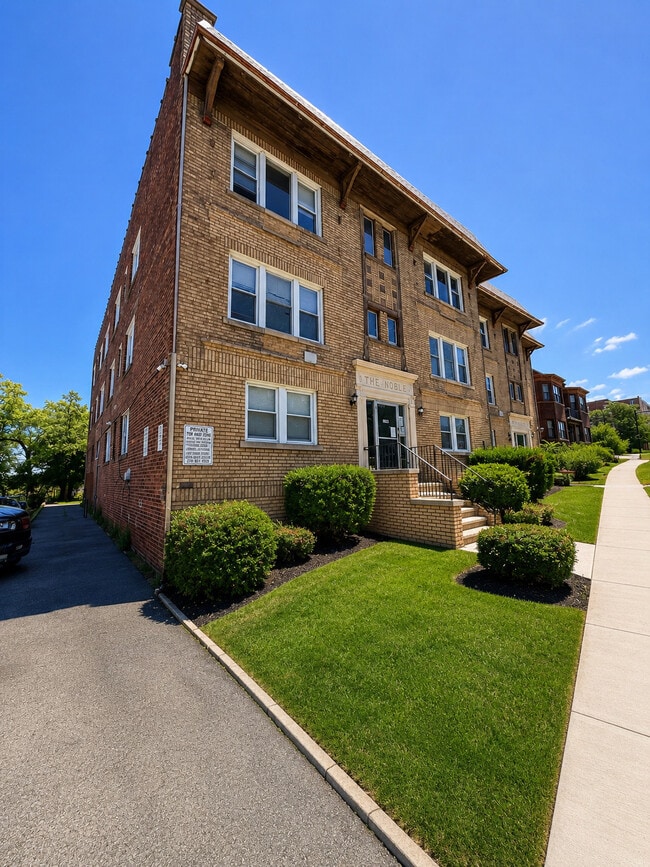 Photo - Noble Apartments