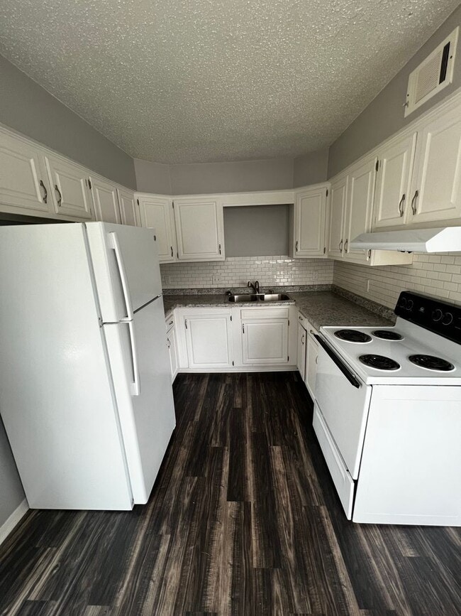 3107 Schuetzen Ln Unidad 3