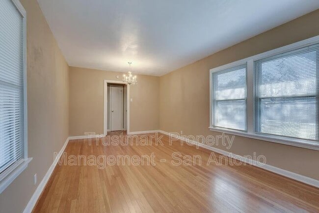 Photo - 1322 W Malone Ave
