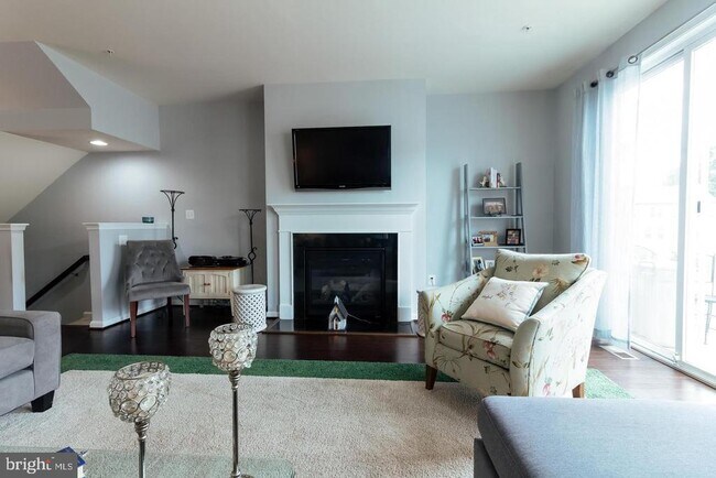 Photo - 8414 Pine Bluff Rd