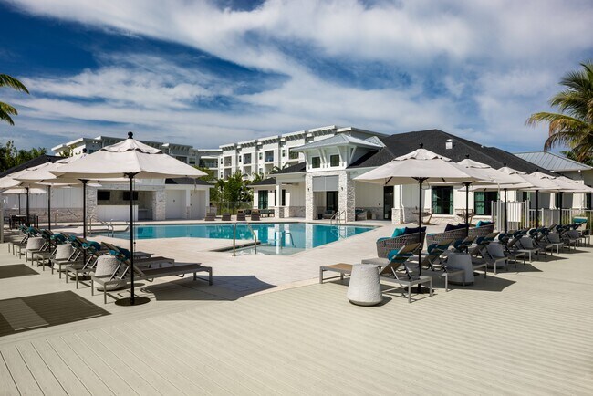 Photo - Oasis at Surfside