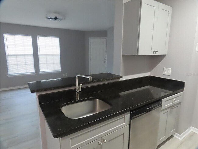 Photo - 5986 Westgate Dr Unidad 103