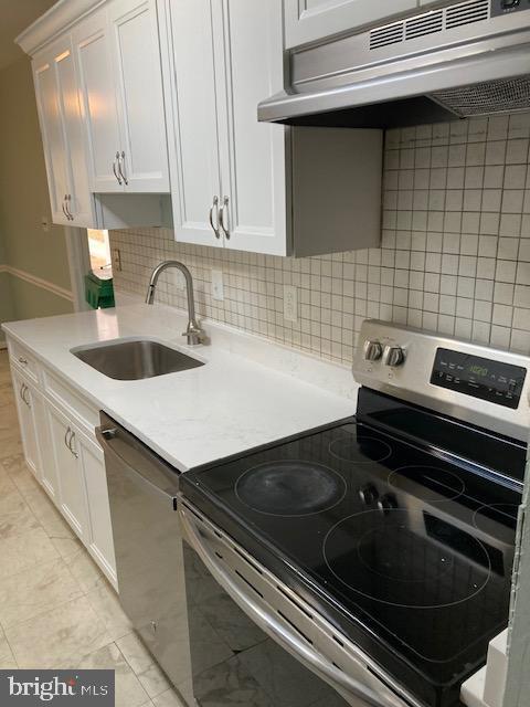 Building Photo - 35 Midline Ct