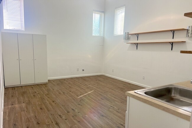 Photo - 6524 Dume Dr