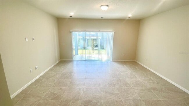 Photo - 2571 Winsome Wy