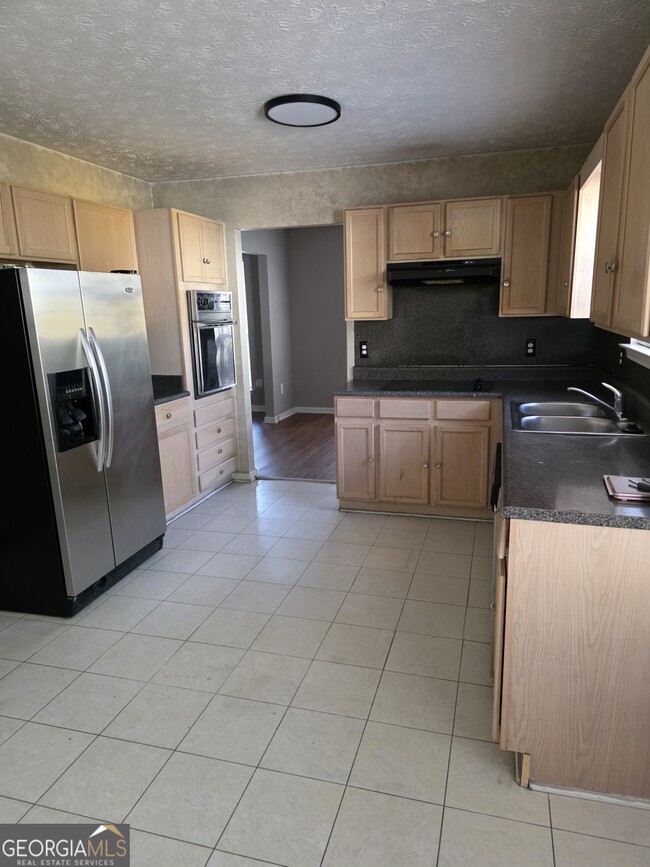 Photo - 1411 Diamond Key