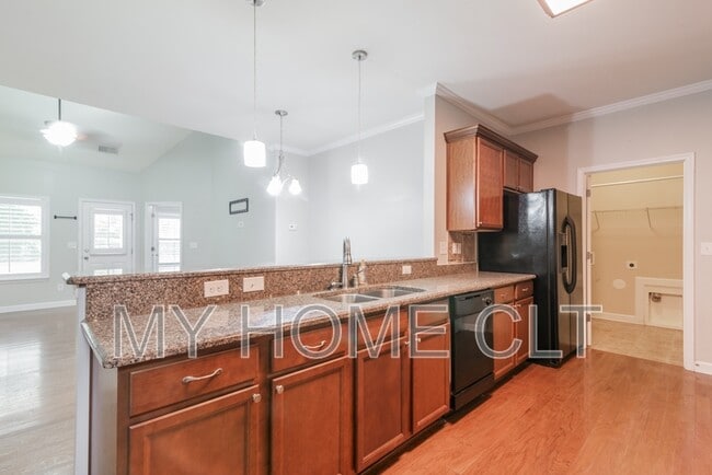 Photo - 8513 Loxton Cir