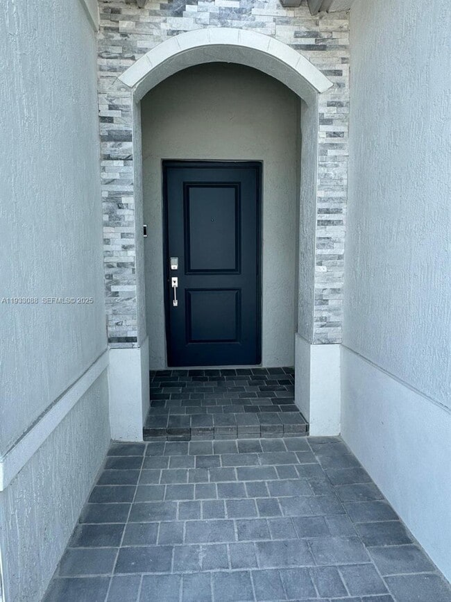 Photo - 16124 SW 148th Pl