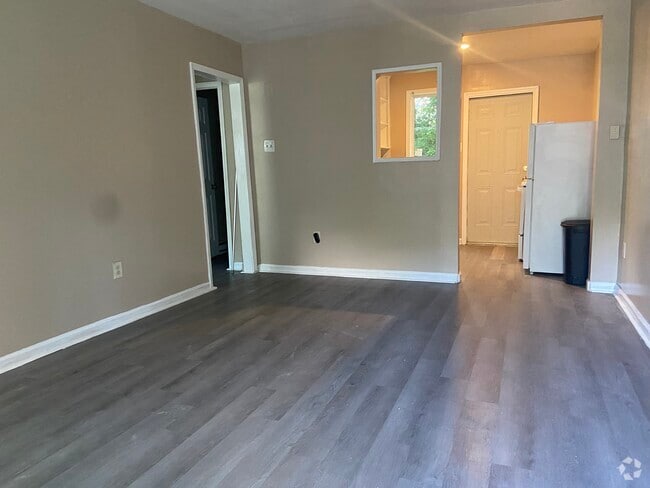 Building Photo - 1108 Saint James St Unit 1108 Rental