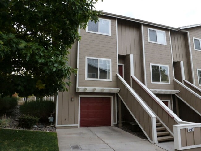Two Bedroom, Two and a Half Bath Townhome ... - Two Bedroom, Two and a Half Bath Townhome ...