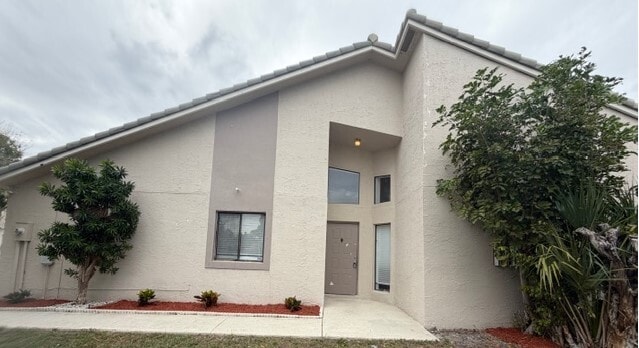 Photo - 5865 Strawberry Lakes Cir