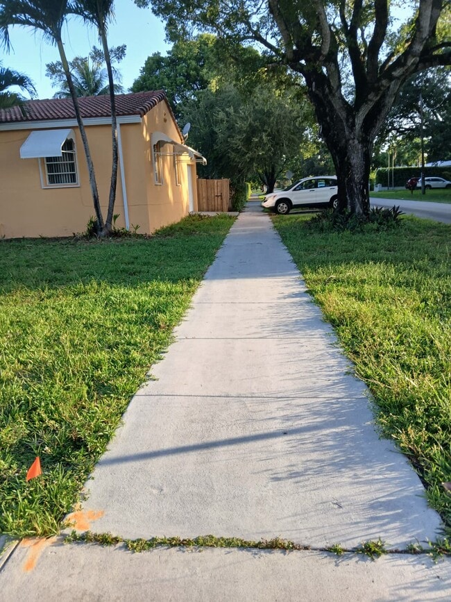 Photo - 1 N Melrose Dr