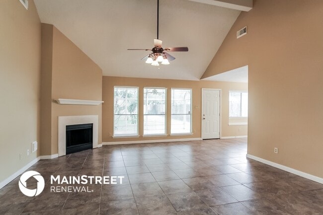 Photo - 8835 Creek Willow Dr