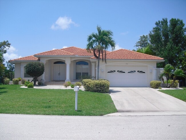 Photo - Short Term Rental ** Available 11/1/25 ** ...