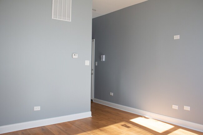 Photo - 3410 W 24th St Unit 2