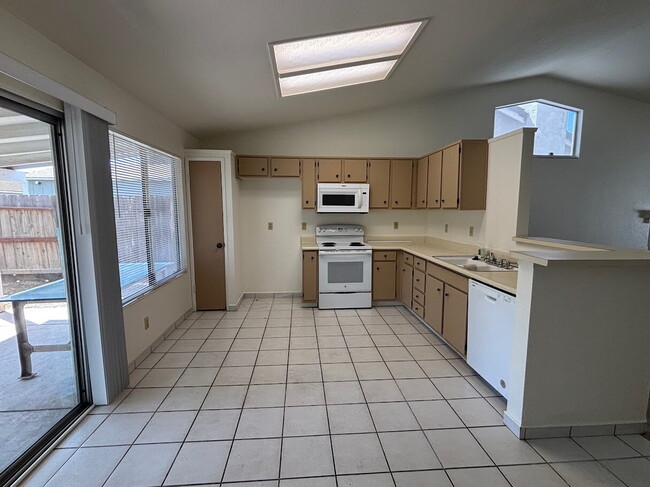 Photo - Spacious 3 Bedroom Home for $2250!