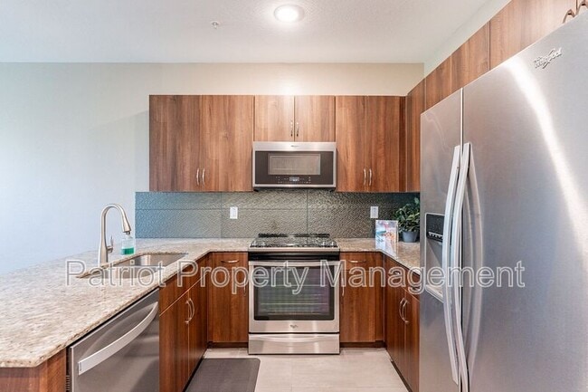 Photo - 2334 E Huntington Dr