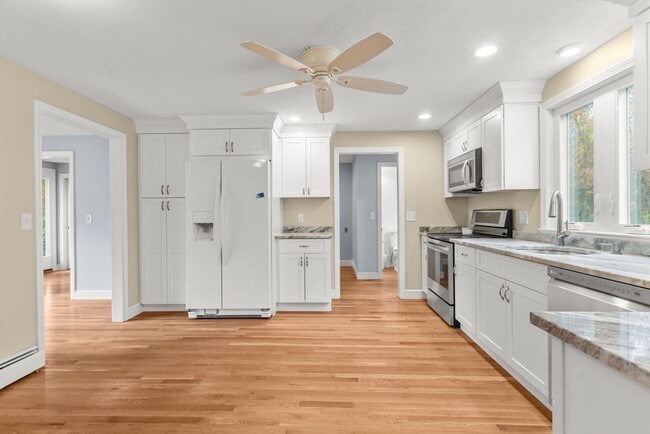 Photo - 45 Stanford Dr