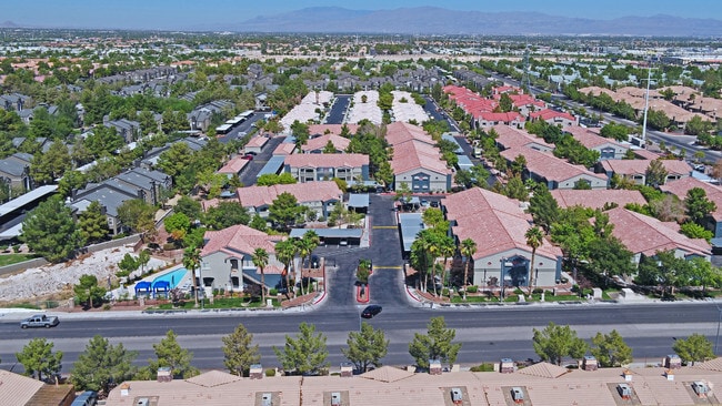 Building Photo - Edmond at Hacienda Rental