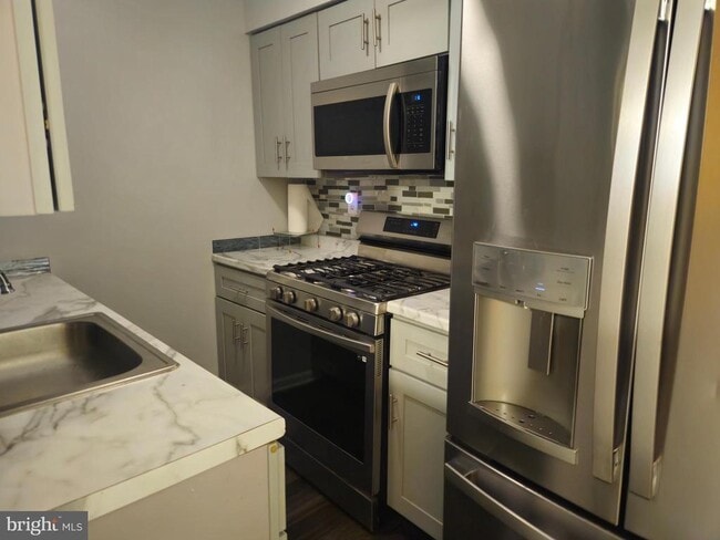 Photo - 218 E Price St