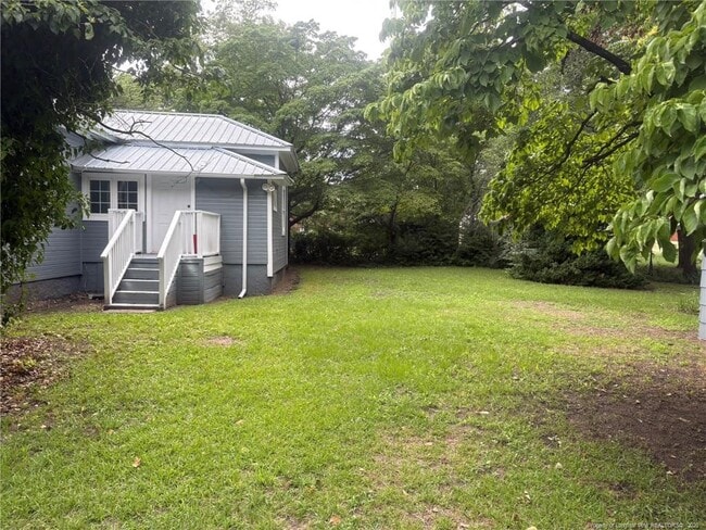 Photo - 211 E Edinborough Ave
