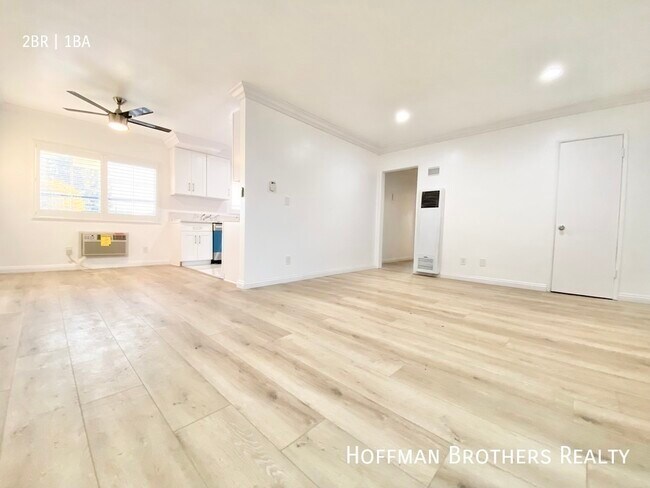 Photo - 11922 Burbank Blvd Unidad 15