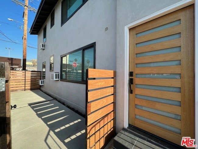 Photo - 11700 Dorothy St