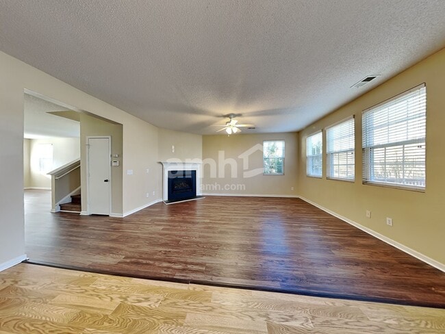 Photo - 6005 Ricker Rd