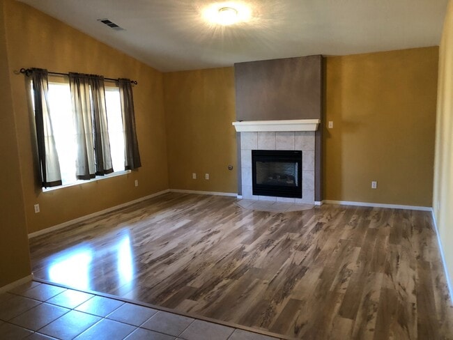 Photo - Immaculate 3 Bedroom, 2 Bath Home on Corner Lot