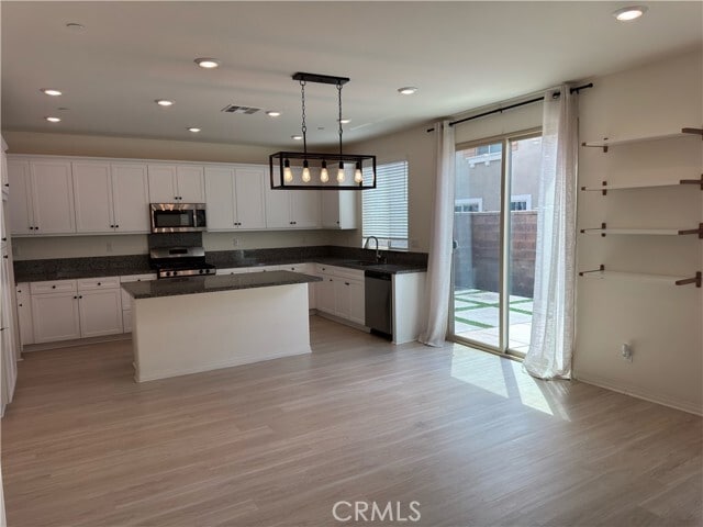 Building Photo - 16532 Monteviejo St