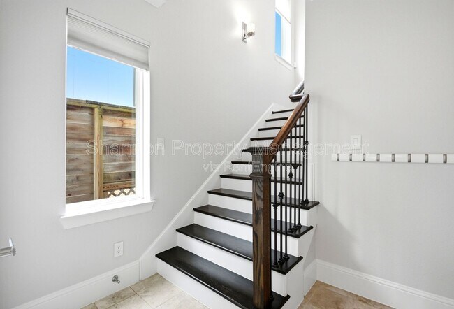 Photo - 2119 Taft St